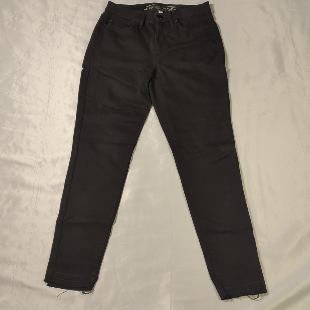 Seven 7 Skinny Jeans Women's Size 10 Black Denim Ankle Stretch Mid Rise Raw Hem